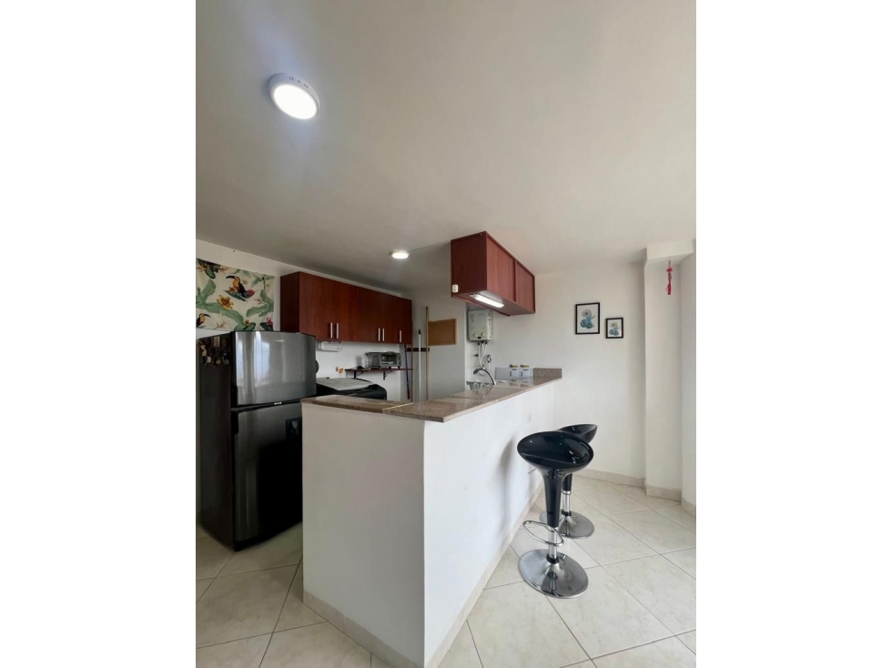 SE ARRIENDA APARTAMENTO AMOBLADO EN LA FLORESTA