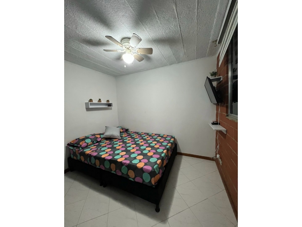Apartamento en arriendo en Robledo Cordoba — foto 4