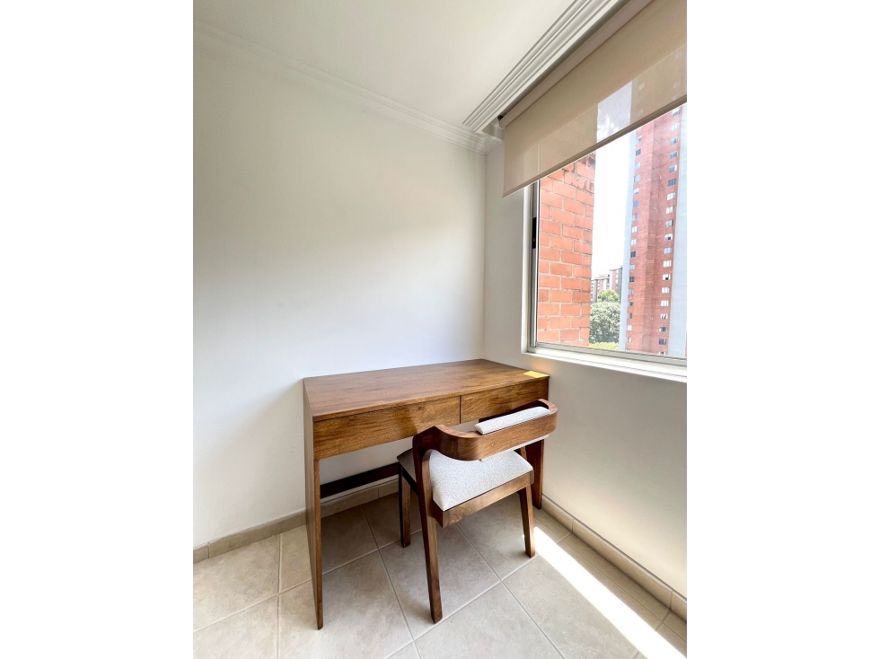 Apartamento amoblado en arriendo Loma del Indio — foto 4