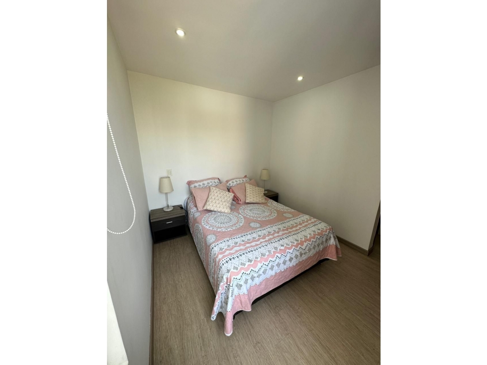 Apartamento en arriendo en Balsos de Oviedo — foto 5