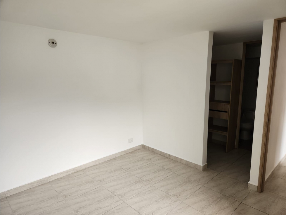 Apartamento en venta en Bello — foto 4