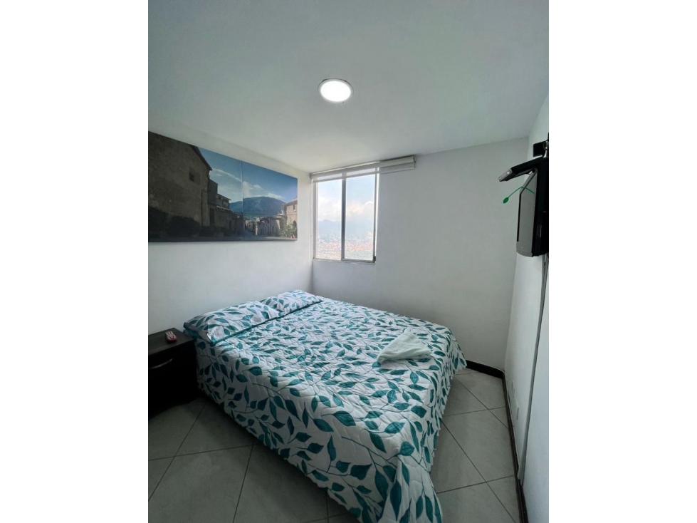 Apartamento amoblado en arriendo en Loma del Indio — foto 2
