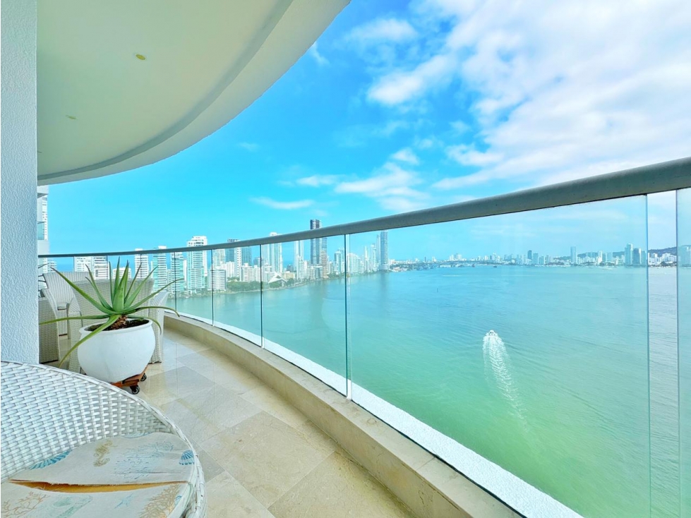 SE VENDE APARTAMENTO EN TROCADERO CON VISTA DIRECTA A LA BAHIA!