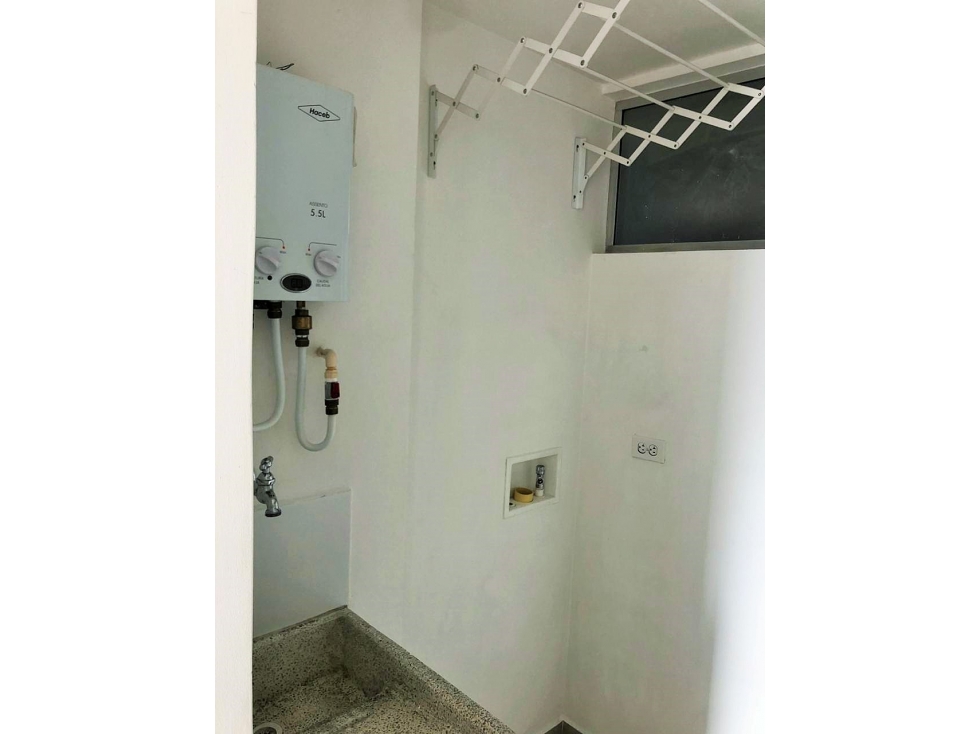 VENDO APARTAMENTO URB LOS ARBOLES, CERCA ESTACION NIQUIA — foto 4