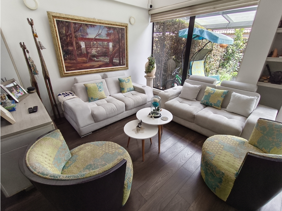 CASA EN VENTA DE 3 NIVELES CON PÉRGOLAS - CAJICÁ, C/MARCA — foto 2
