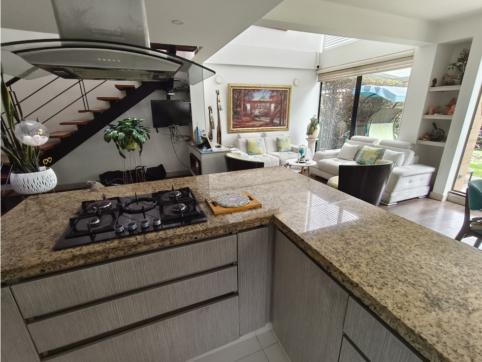 CASA EN VENTA DE 3 NIVELES CON PÉRGOLAS - CAJICÁ, C/MARCA — foto 6