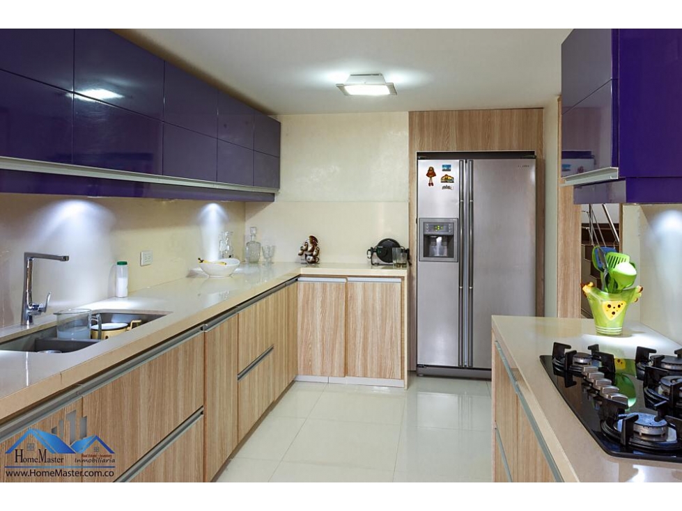 VENDO CASA PASADENA 9 HABITACIONES $1.700 M.M. — foto 3