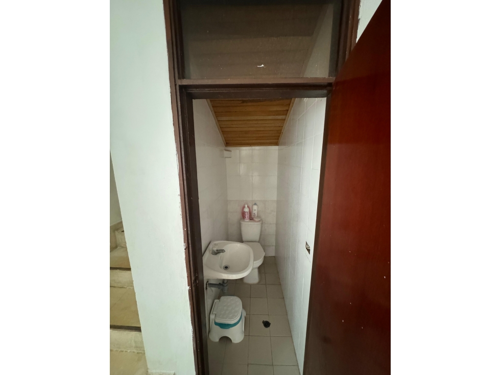 CASA DE DOS PISOS EN VENTA, EN LOS JARDINES (CARTAGENA) — foto 3