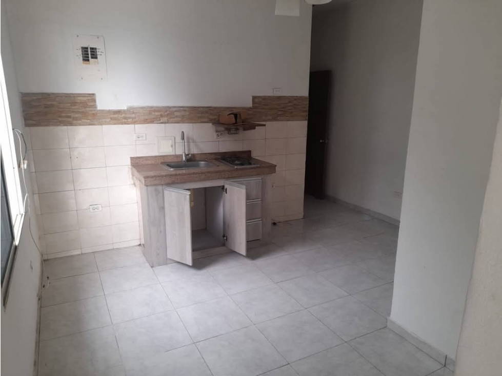 VENTA DE PROPIEDAD, CON LOTE COMERCIAL CARTAGENA ( BRUSELAS)