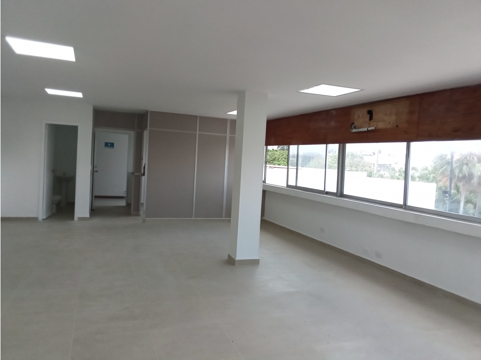 OFICINA EN ARRIENDO SANTA LUCIA. CARTAGENA
