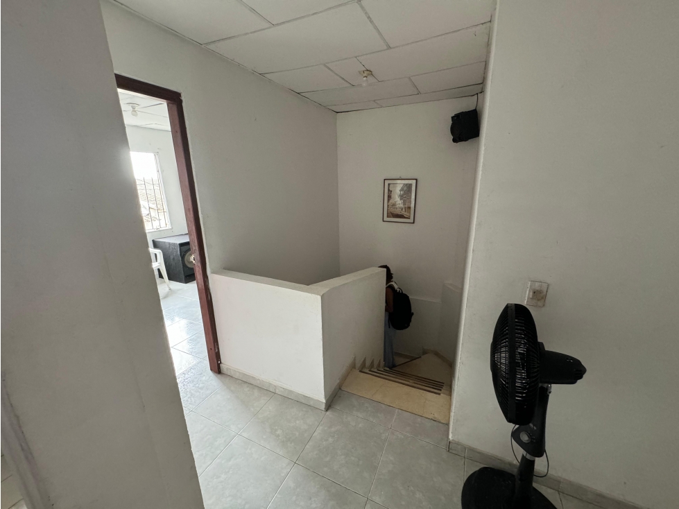 CASA DE DOS PISOS EN VENTA, EN LOS JARDINES (CARTAGENA) — foto 4