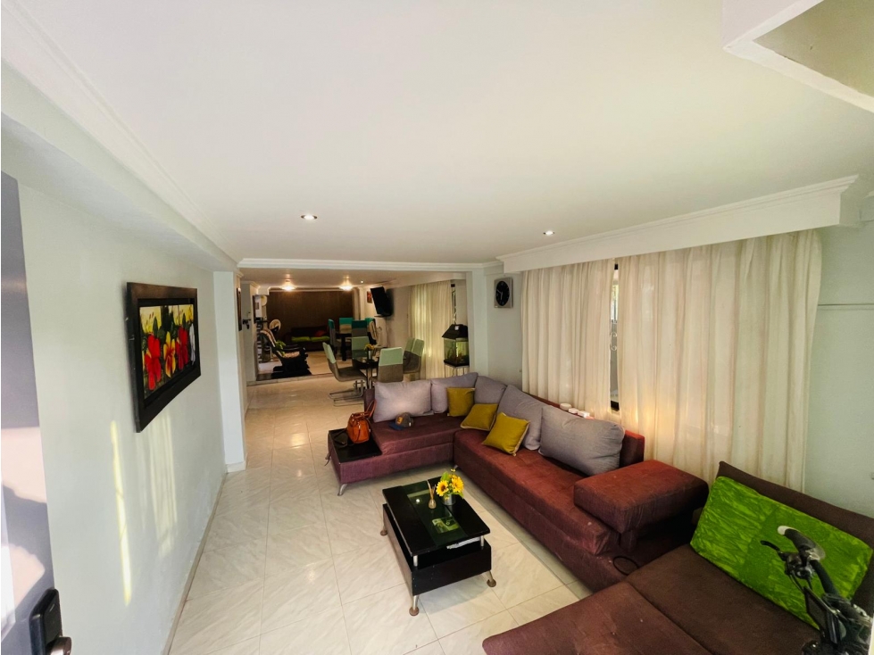 CASA DE TRES PISOS EN VENTA, EN LA FLORESTA (CARTAGENA) — foto 2