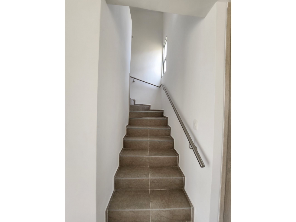 CASA DE DOS PISOS EN VENTA EN LA ZONA NORTE DE (CARTAGENA) — foto 6