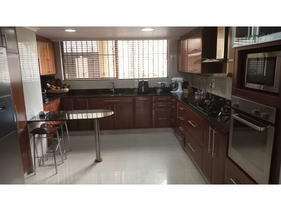578m2 Apartamento para Arriendo en San Lucas, Medellín — foto 2