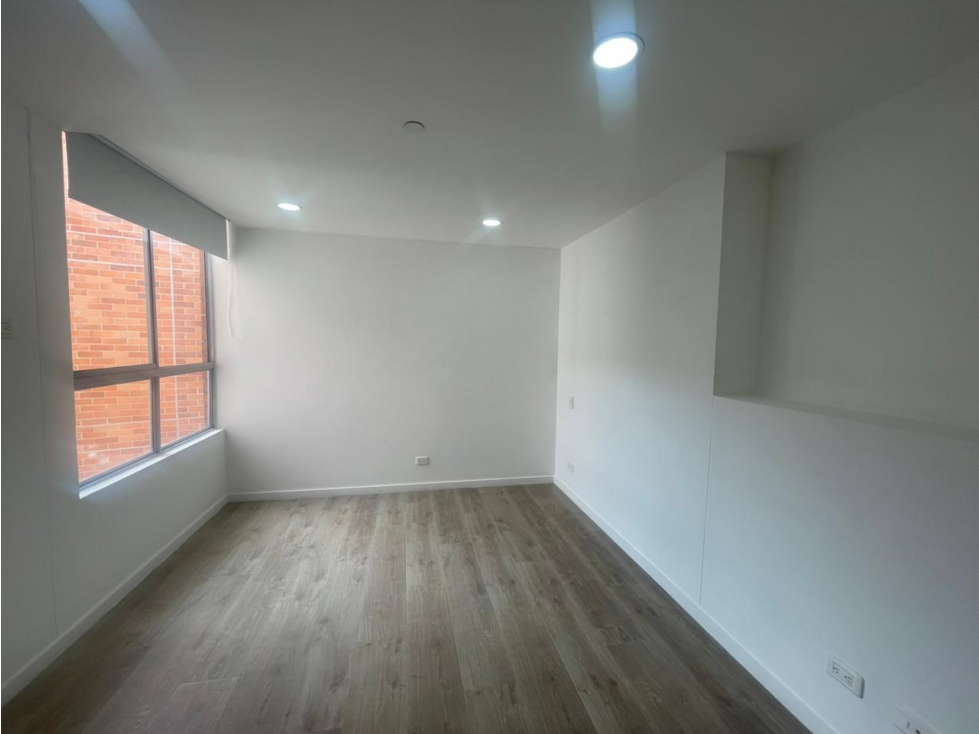 205m2 apartamento en arriendo Loma de las Brujas Envigado — foto 5