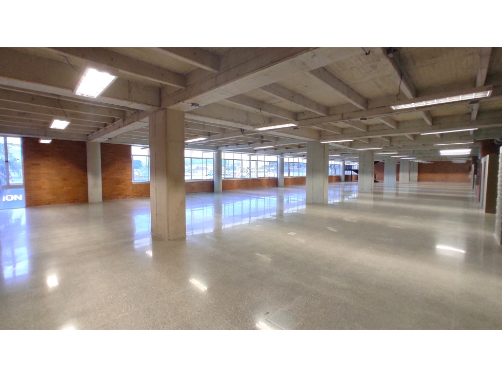 580m2 En Guayabal - Medellín Oficina Arriendo — foto 6
