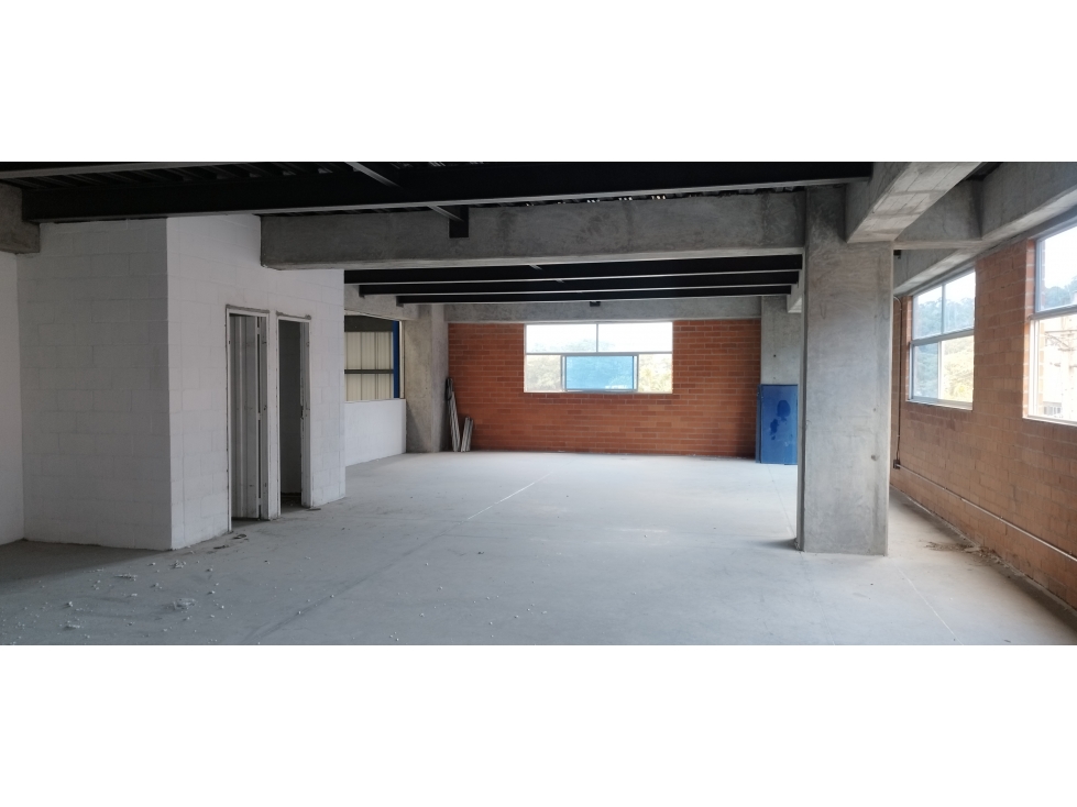 2.023m2 Bodega Arriendo Parque Industrial Copacabana - 4