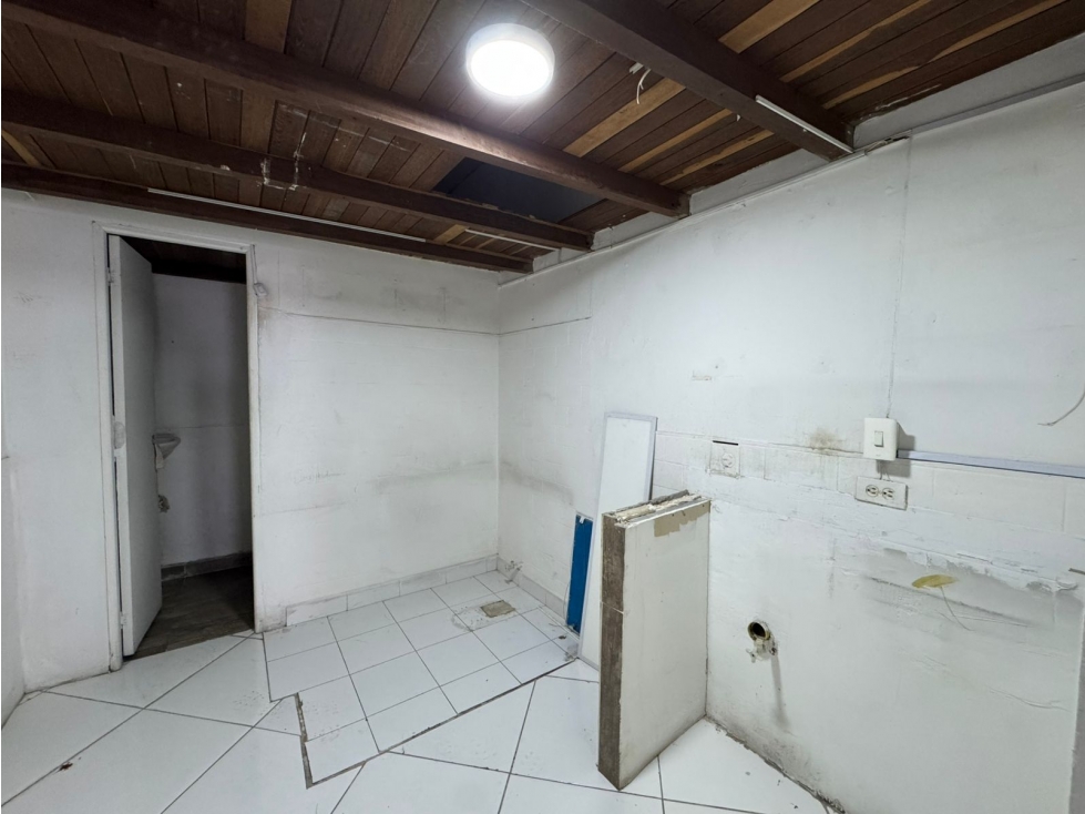 90m2 Arriendo Bodega/Local Medellin - 1er piso — foto 5