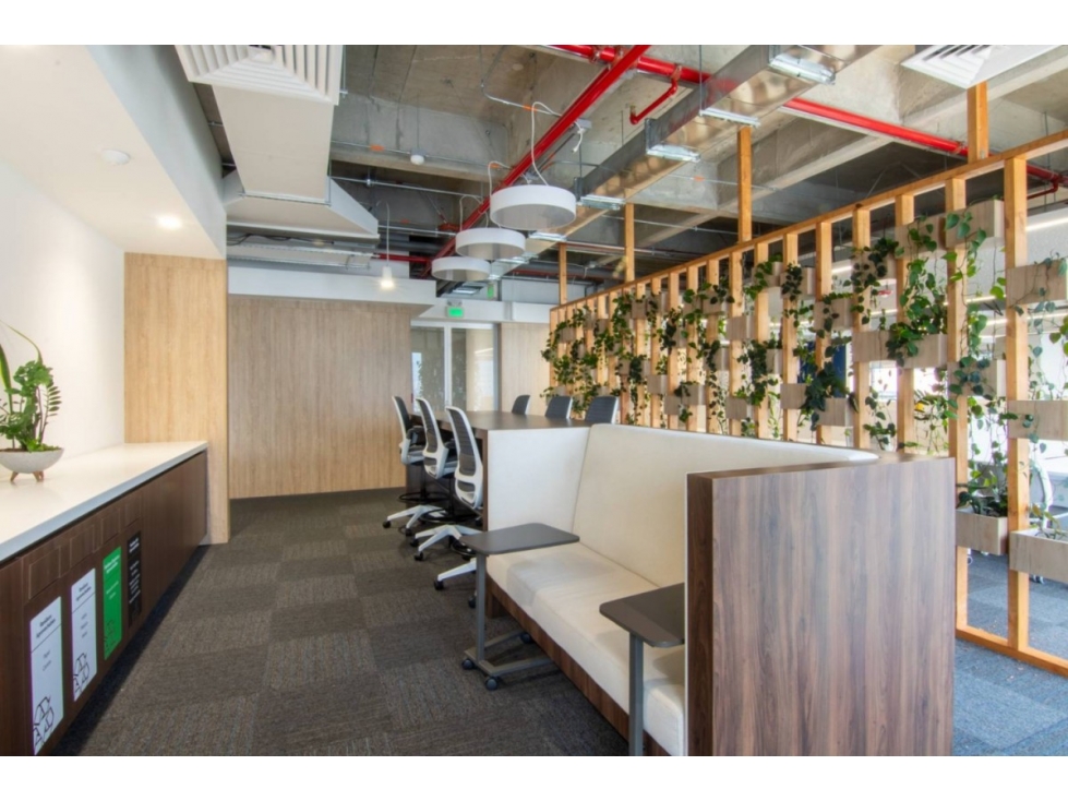 1.730m2 oficina arriendo Medellín Ciudad del Rio — foto 2