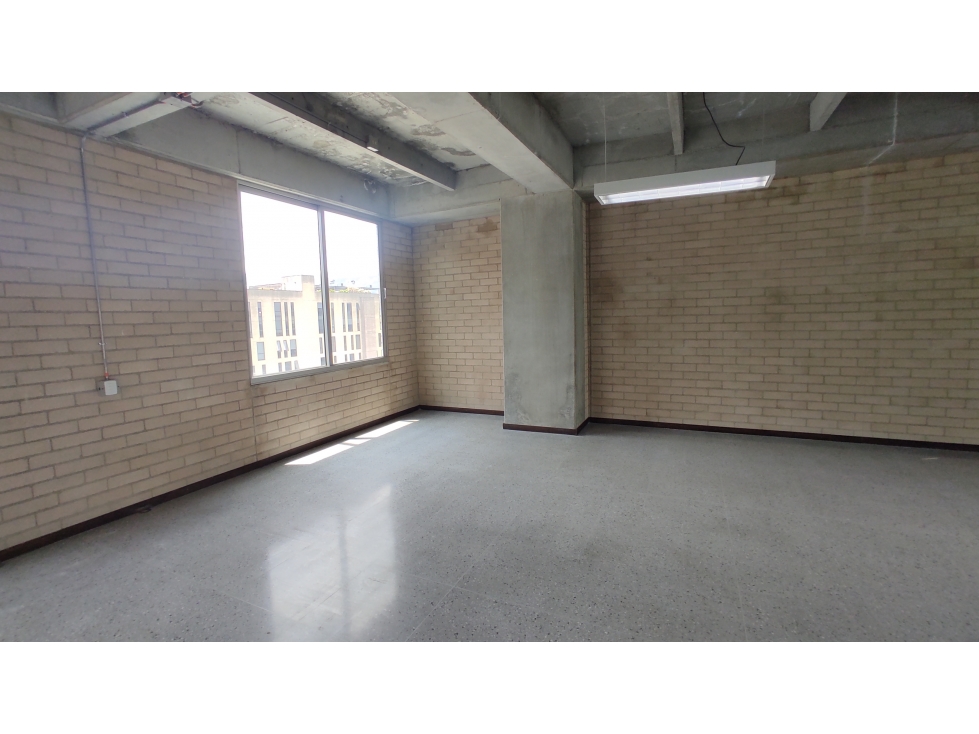 1.165m2 Oficina Arriendo CEOH Guayabal - Medellín — foto 2