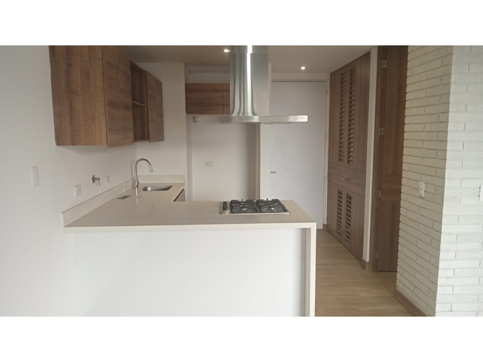 48m2 Apartaestudio para Arriendo en Ciudad del Rio, Medellín