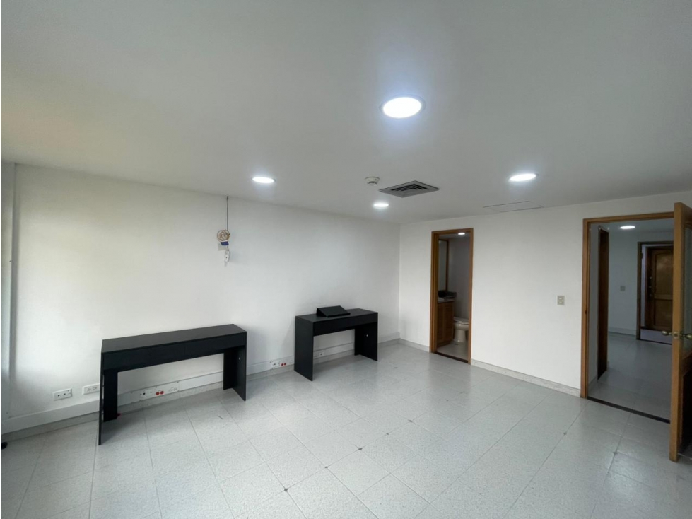 38m2 Oficina en Milla de Oro el Poblado en Medellin — foto 3