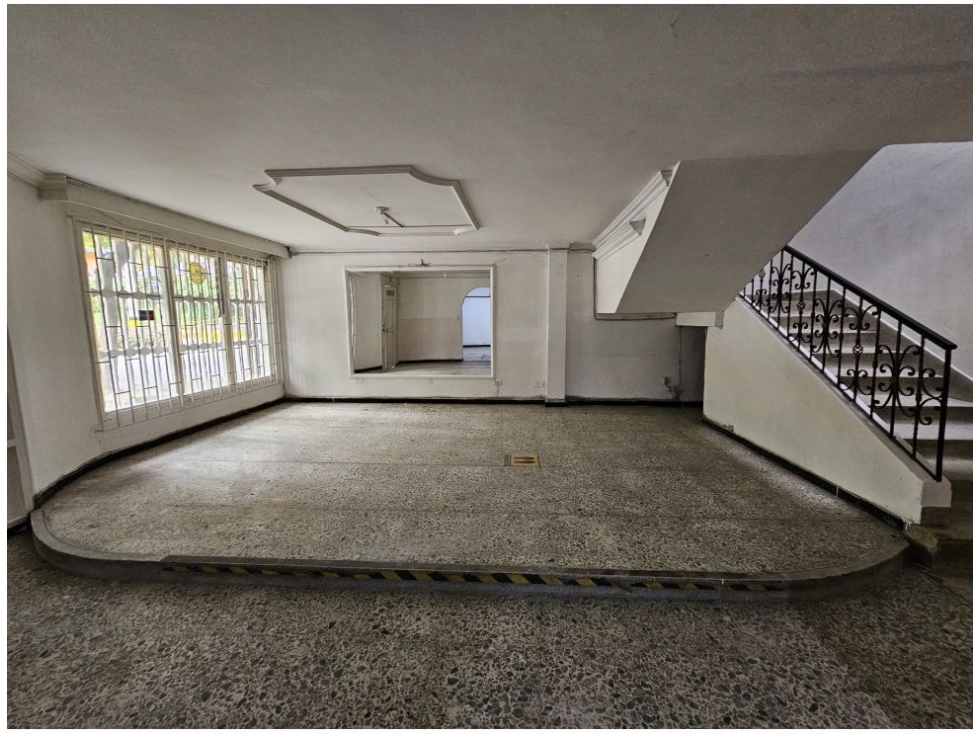 350m2 Local Comercial para arriendo en Laureles — foto 3