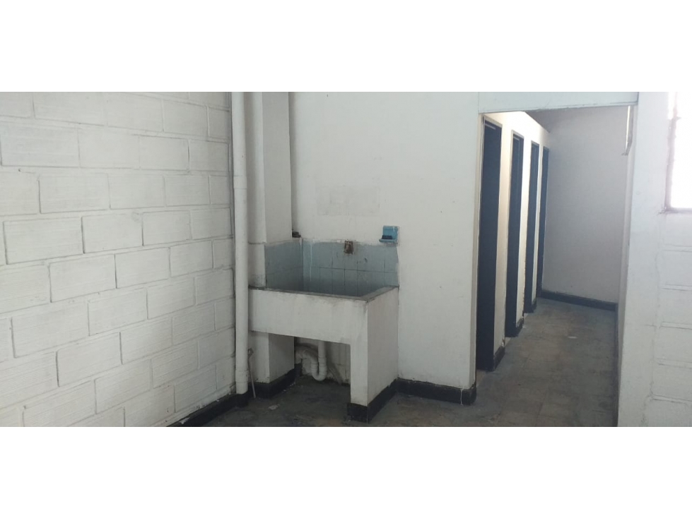 300m2 bodega arriendo 2do piso Medellín - Av. Guayabal — foto 4
