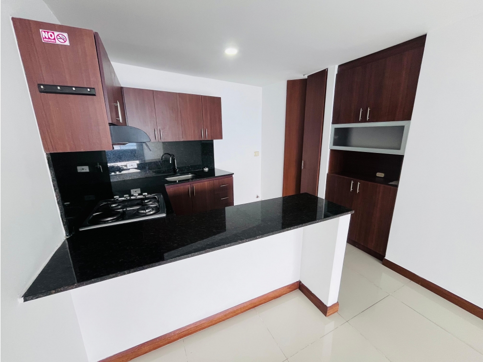 80m2 Apartamento en el Poblado — foto 4