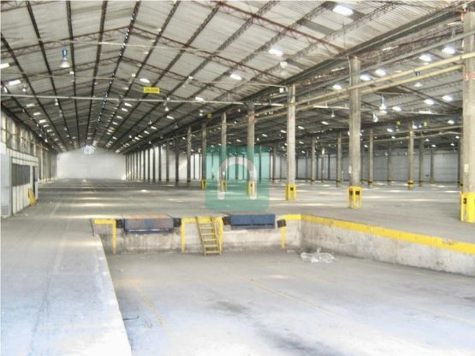 15.000m2 Bodega arriendo venta en Itagüí - 4