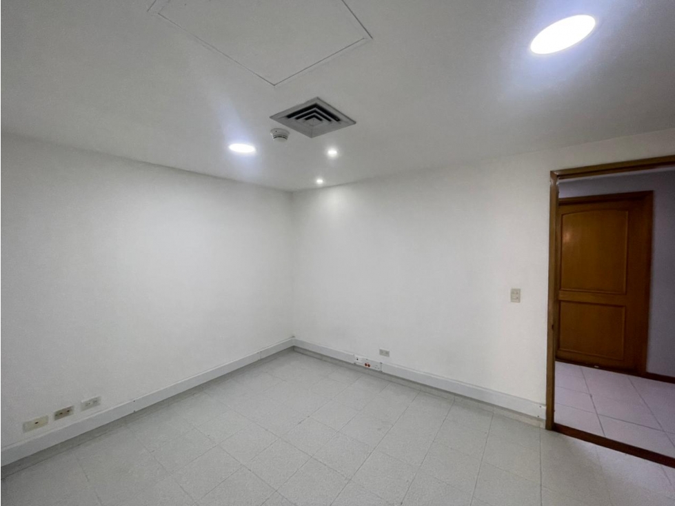 38m2 Oficina en Milla de Oro el Poblado en Medellin — foto 4