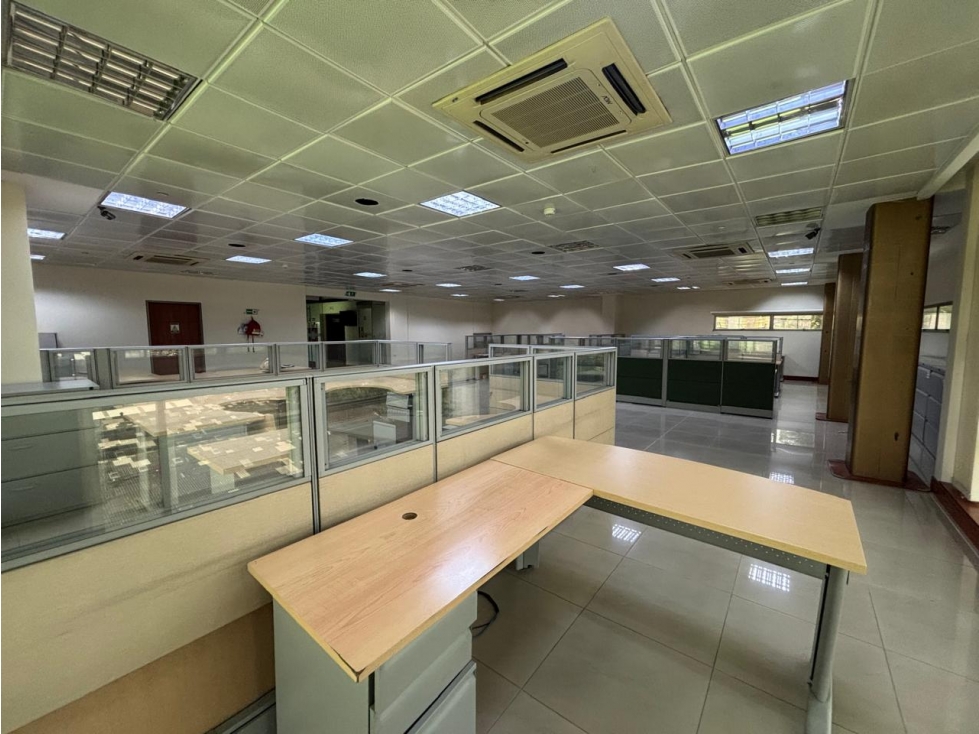 180m2 oficina arriendo Ciudad del Rio - Medellin — foto 6