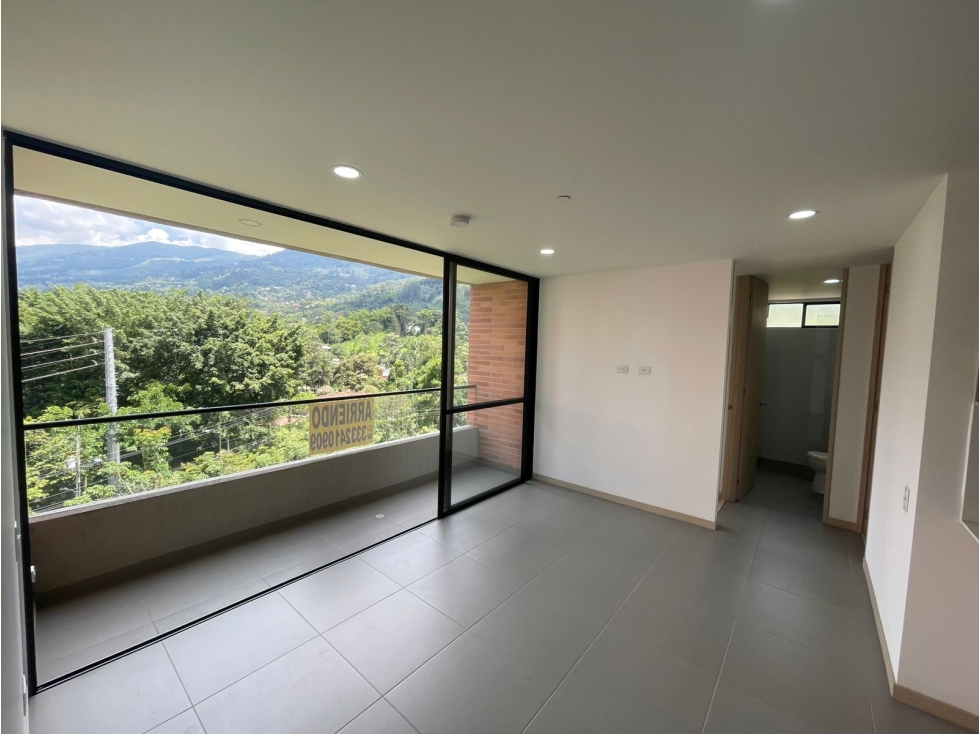 65 M2 apartamento en arriendo Loma de las Brujas Envigado