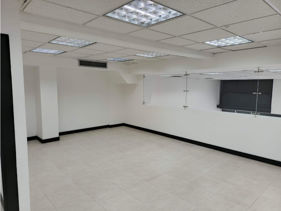 316M2 Local Comercial en Medelin, Centro Empresarial Olaya Herrera — foto 5