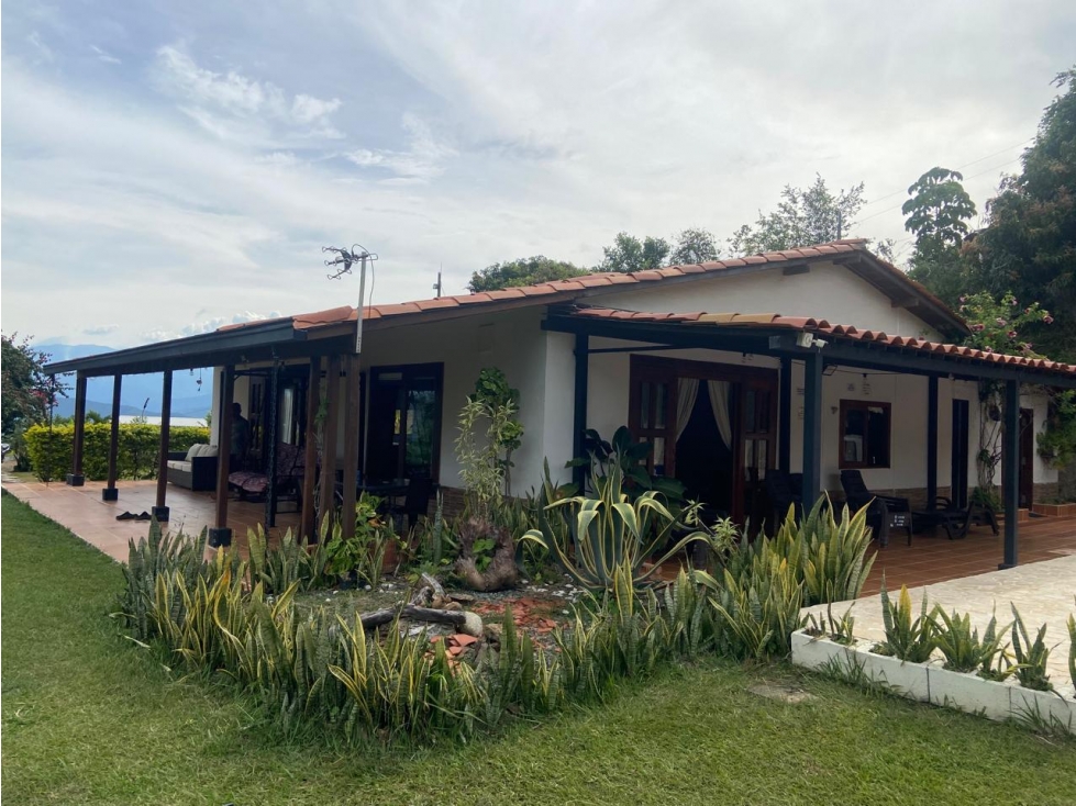 Espectacular finca en Sopetran con vista a la montaña — foto 4