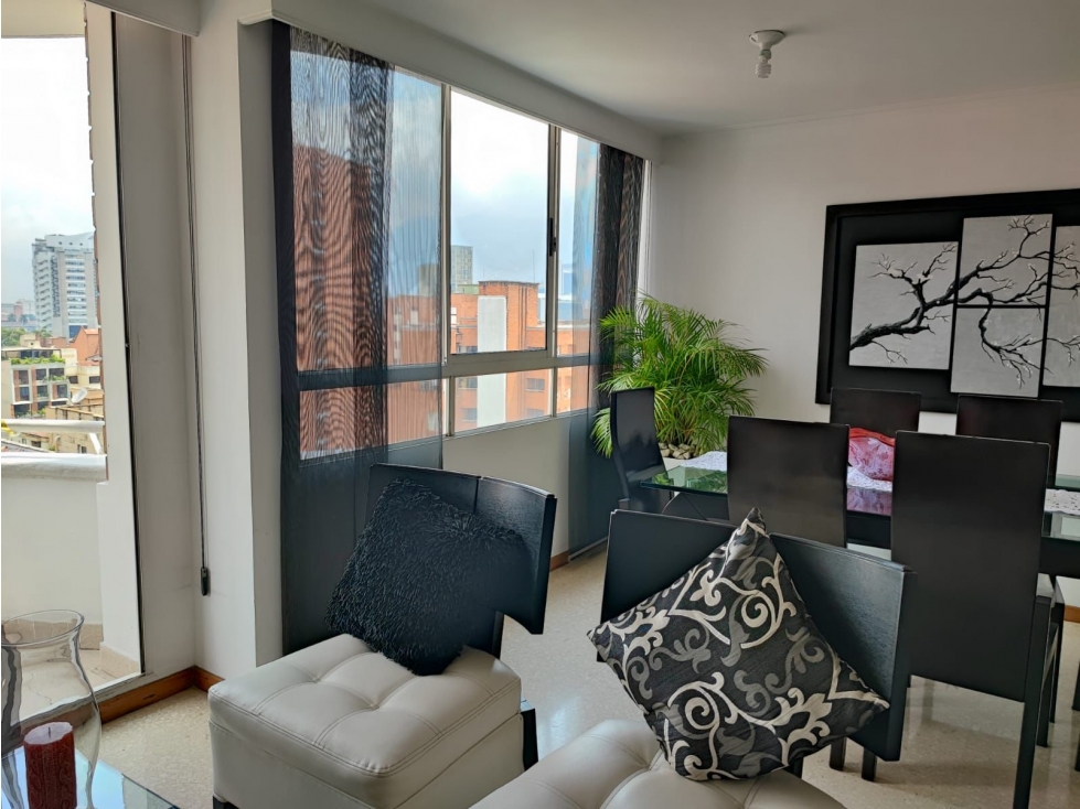 Apartamento amplio y exclusivo en venta en Conquistadores