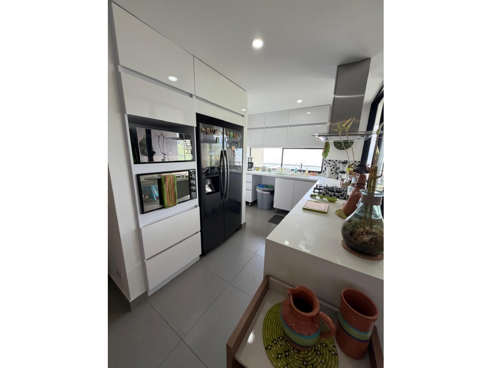 Apartamento Sabaneta Las Lomitas 165 m² $1.250MM excelente precio