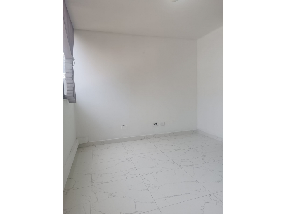 Arriendo de oficina en Puente Largo Suba