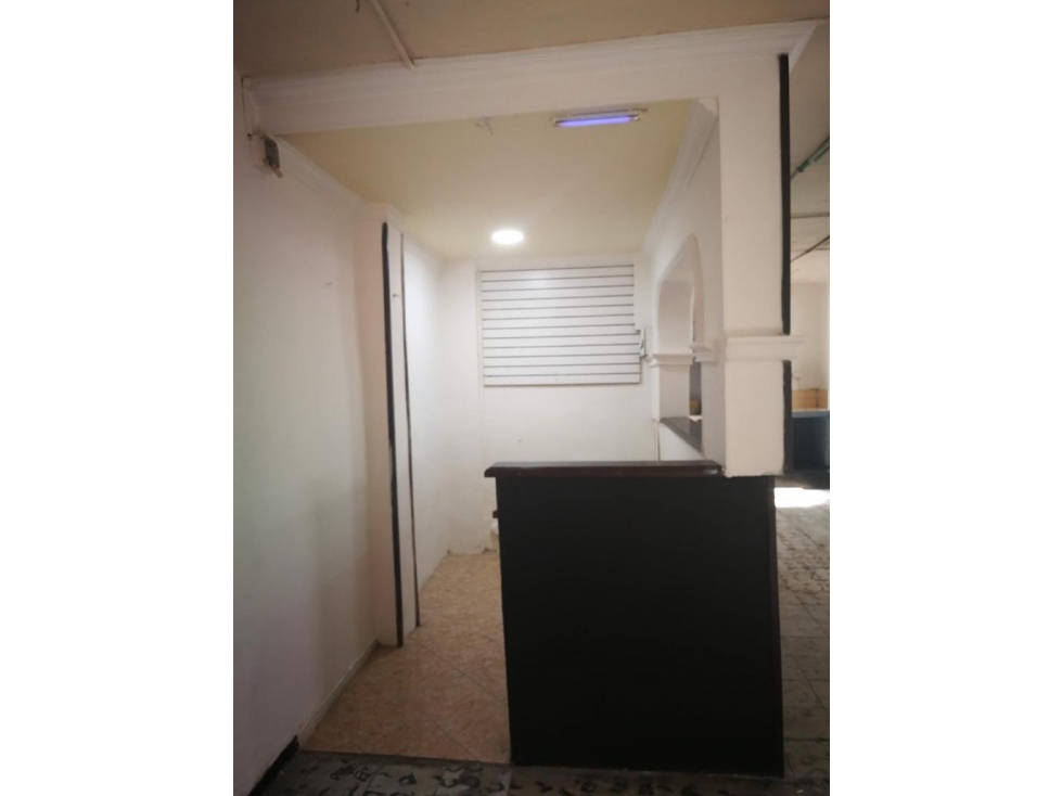 Venta de bodega en San Antonio