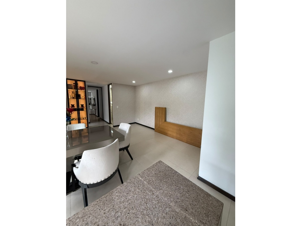 Apartamento en venta Poblado 80m2 2 alcobas — foto 6