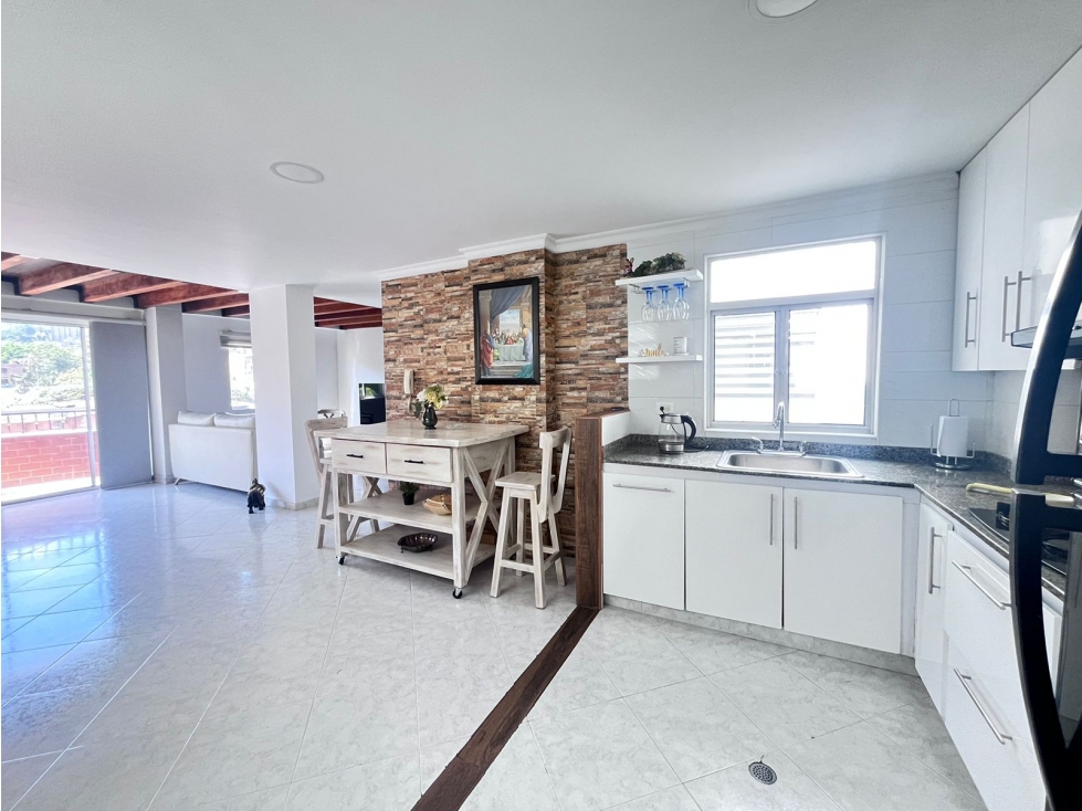 APARTAMENTO DUPLEX EN ENVIGADO — foto 4