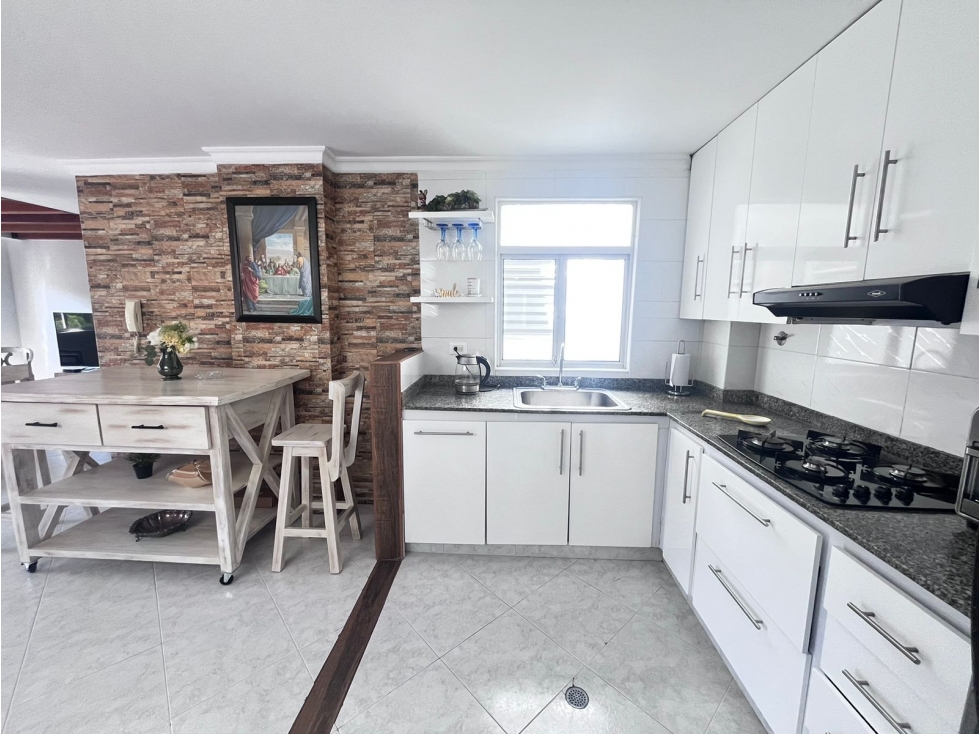 APARTAMENTO DUPLEX EN ENVIGADO — foto 3