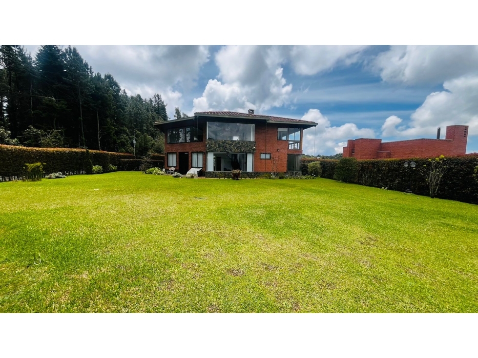 Venta y arriendo Casa Campestre en Envigado loma del Escobero — foto 2