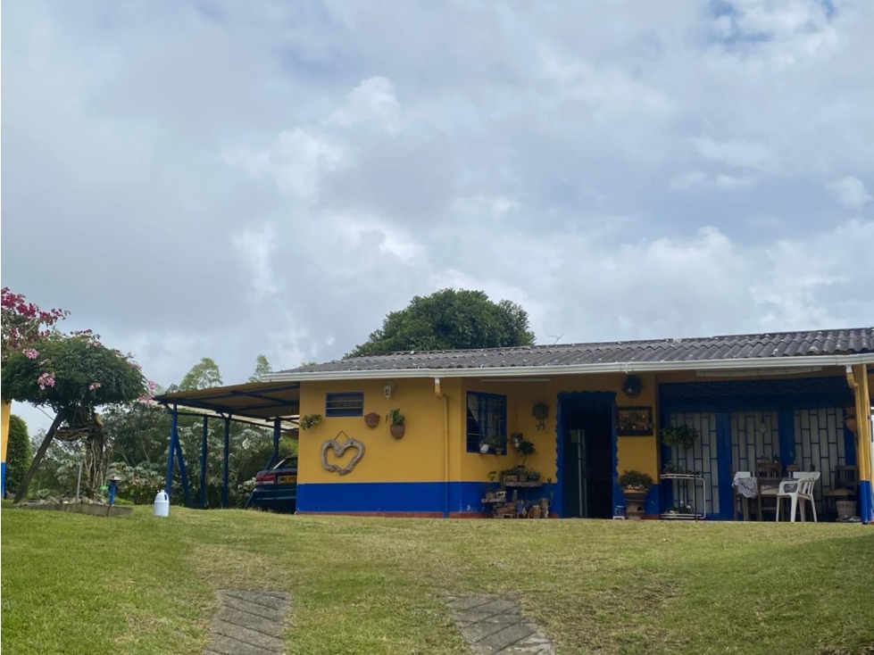Finca en arriendo con Amplios Espacios y Kiosco en Filandia - Quindio - 2
