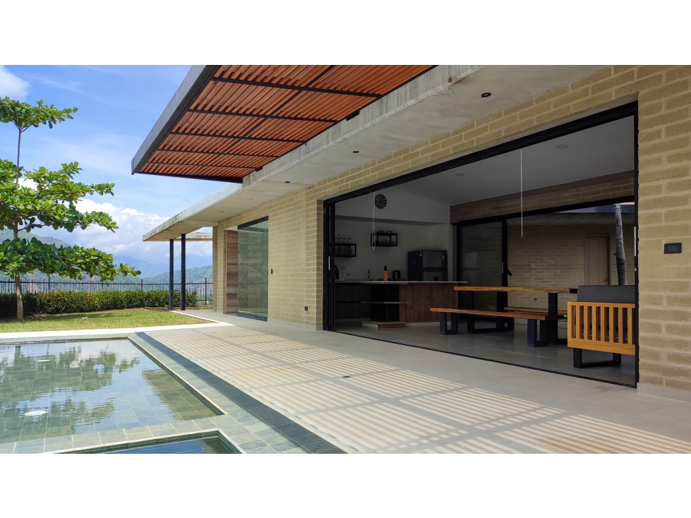 MODERNA CASA CAMPESTRE EN SOPETRAN ANTIOQUIA — foto 2