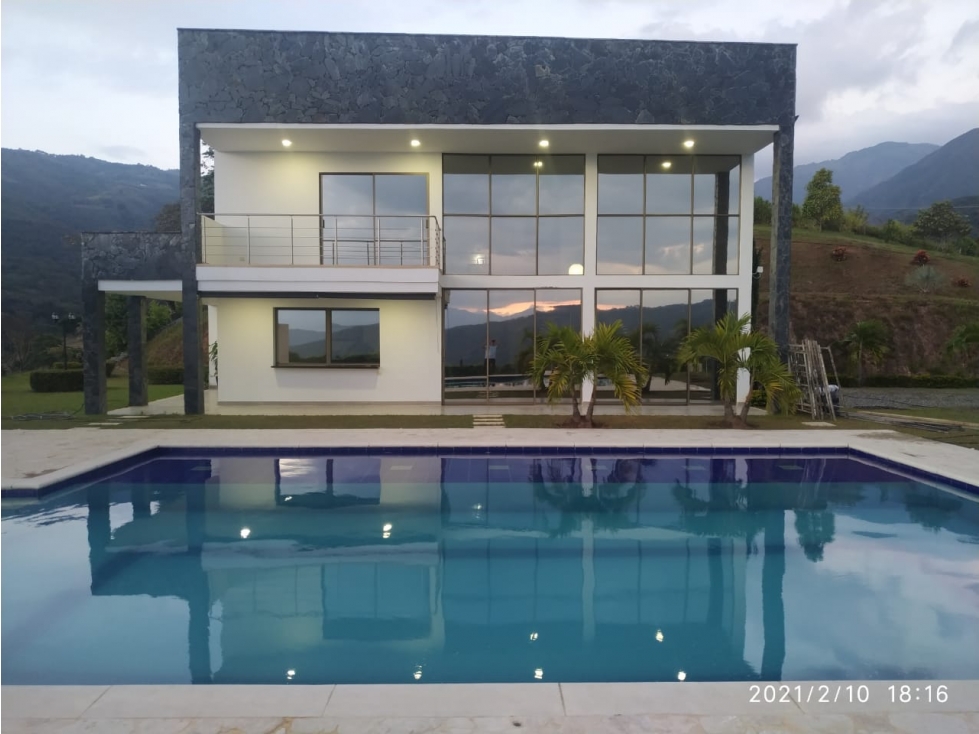 Casa finca Moderna en san Jeronimo — foto 2