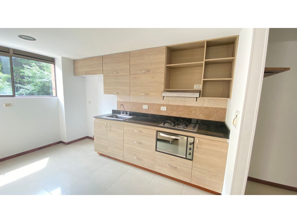 Apartamento duplex en venta Poblado San Lucas — foto 2