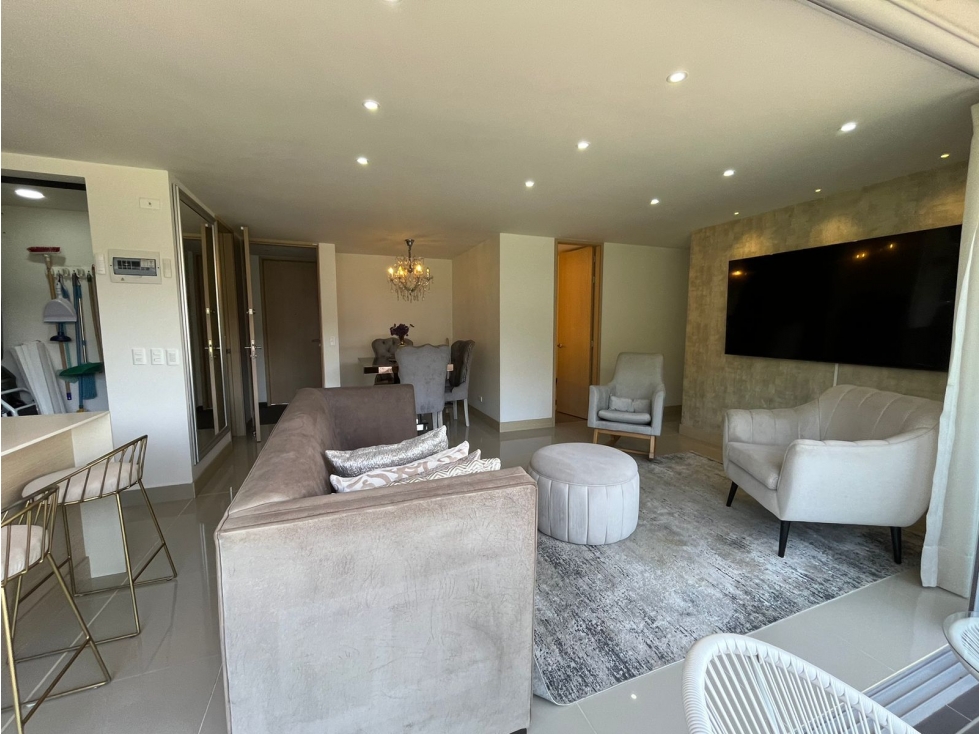 Apartamento amoblado en Arriendo Renta Poblado — foto 2