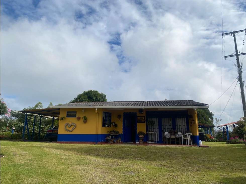 Finca en arriendo con Amplios Espacios y Kiosco en Filandia - Quindio - 1