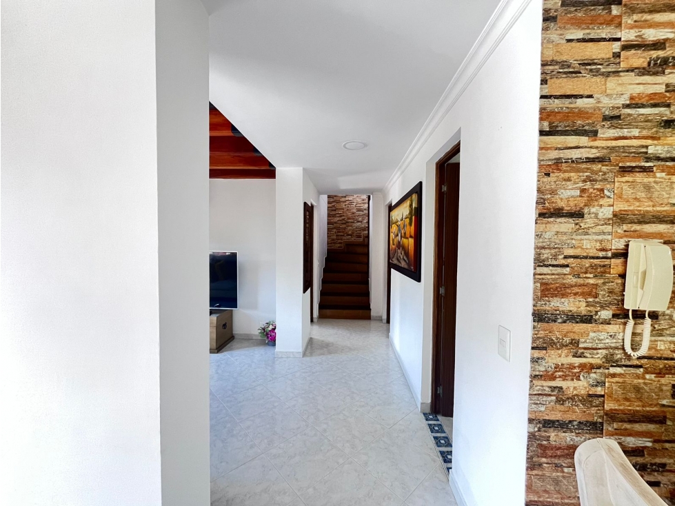 APARTAMENTO DUPLEX EN ENVIGADO — foto 6